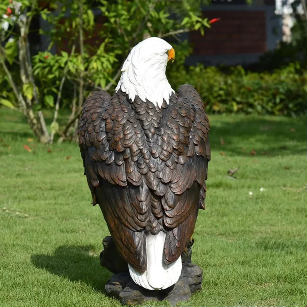 Majestic Bald Eagle Garden Statue Handcrafted Polyresin Outdoor Decorative American